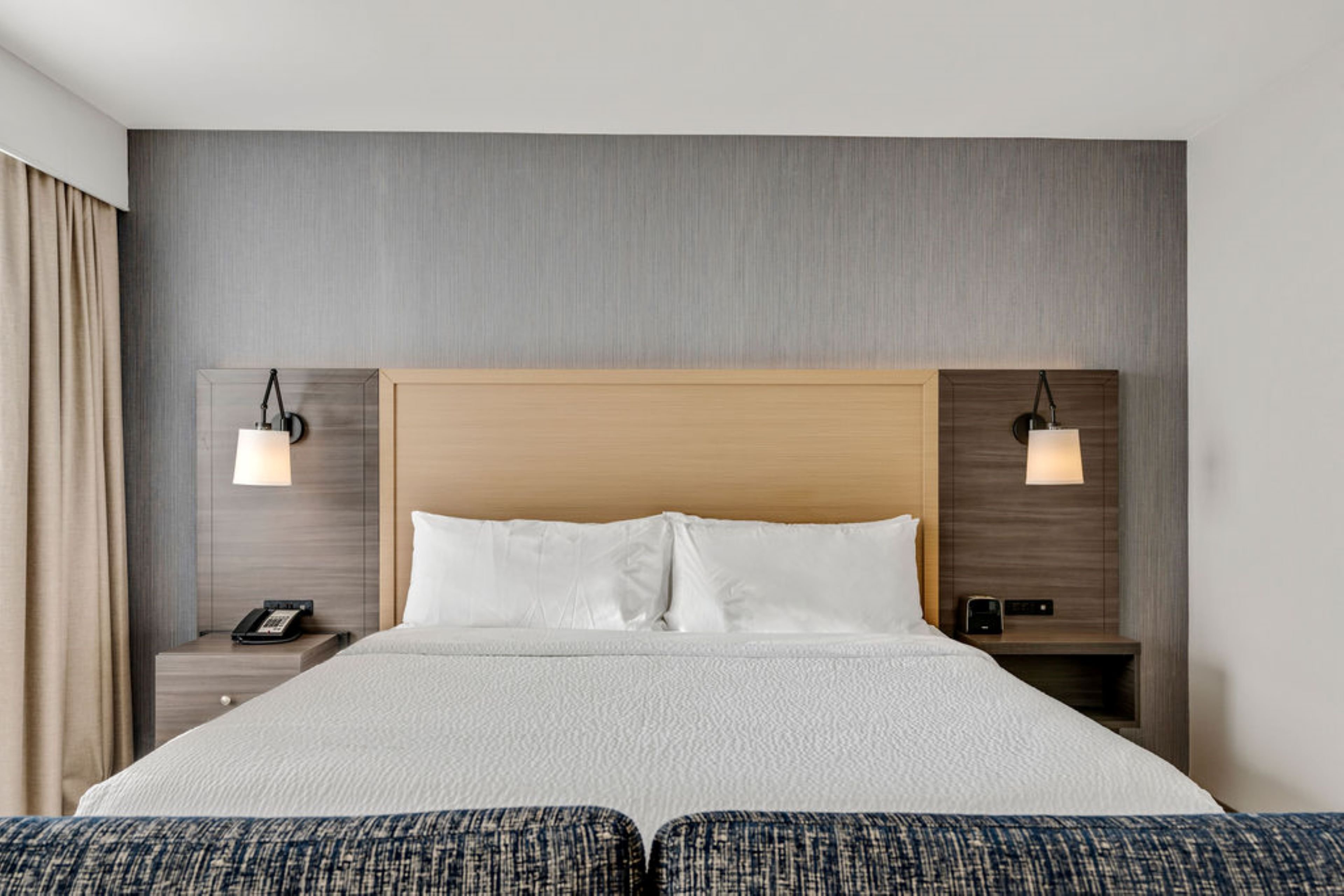 holiday inn hotel and suites ottawa kanata by ihg