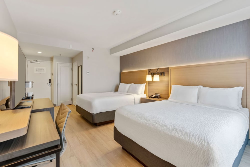 holiday inn hotel and suites ottawa kanata by ihg