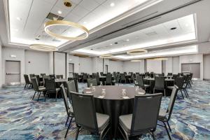 holiday inn hotel and suites ottawa kanata by ihg