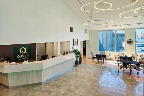 Quality Inn & Suites Gatineau,Ottawa>>Gatineau,3 star