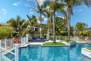 holiday inn auckland airport by ihg