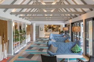 holiday inn auckland airport by ihg