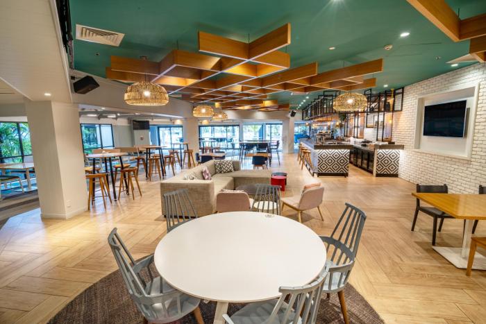 holiday inn auckland airport by ihg