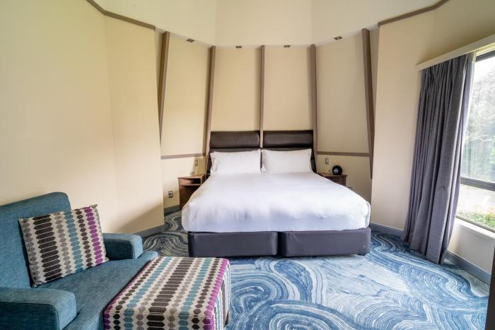 holiday inn auckland airport by ihg