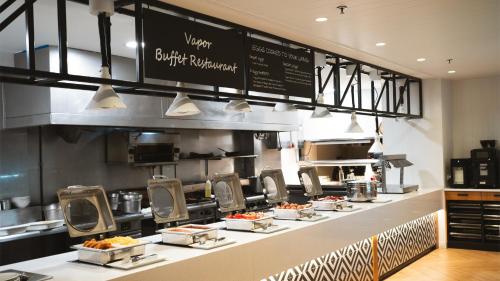 holiday inn auckland airport by ihg