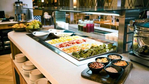 holiday inn auckland airport by ihg