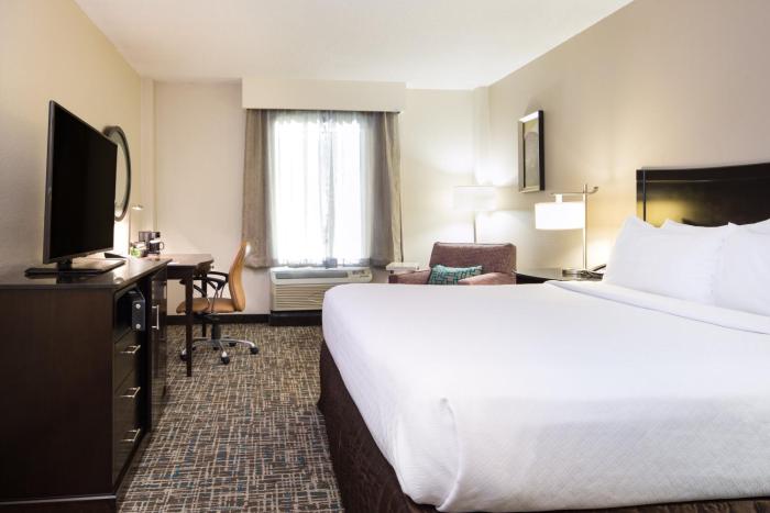 crowne plaza memphis downtown hotel by ihg