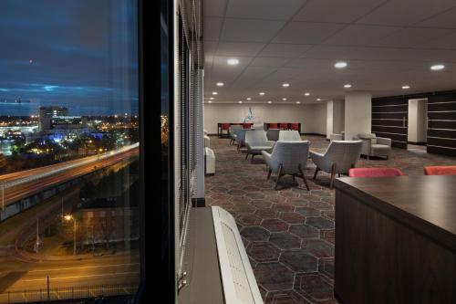 crowne plaza memphis downtown hotel by ihg