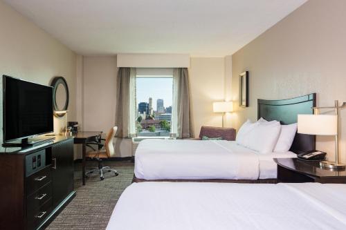 crowne plaza memphis downtown hotel by ihg