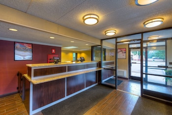 red roof inn memphis east