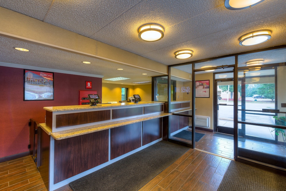 red roof inn memphis east