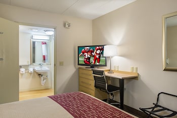 red roof inn memphis east