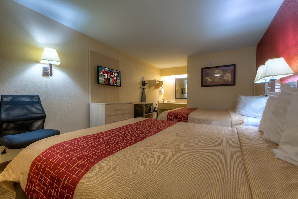 red roof inn memphis east