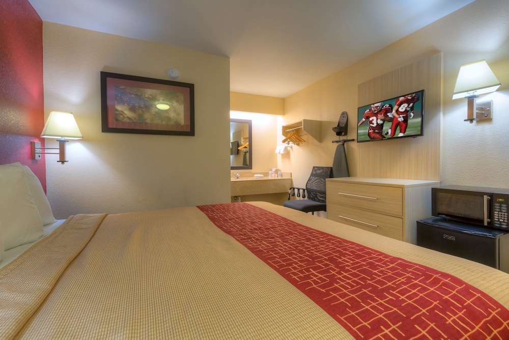 red roof inn memphis east