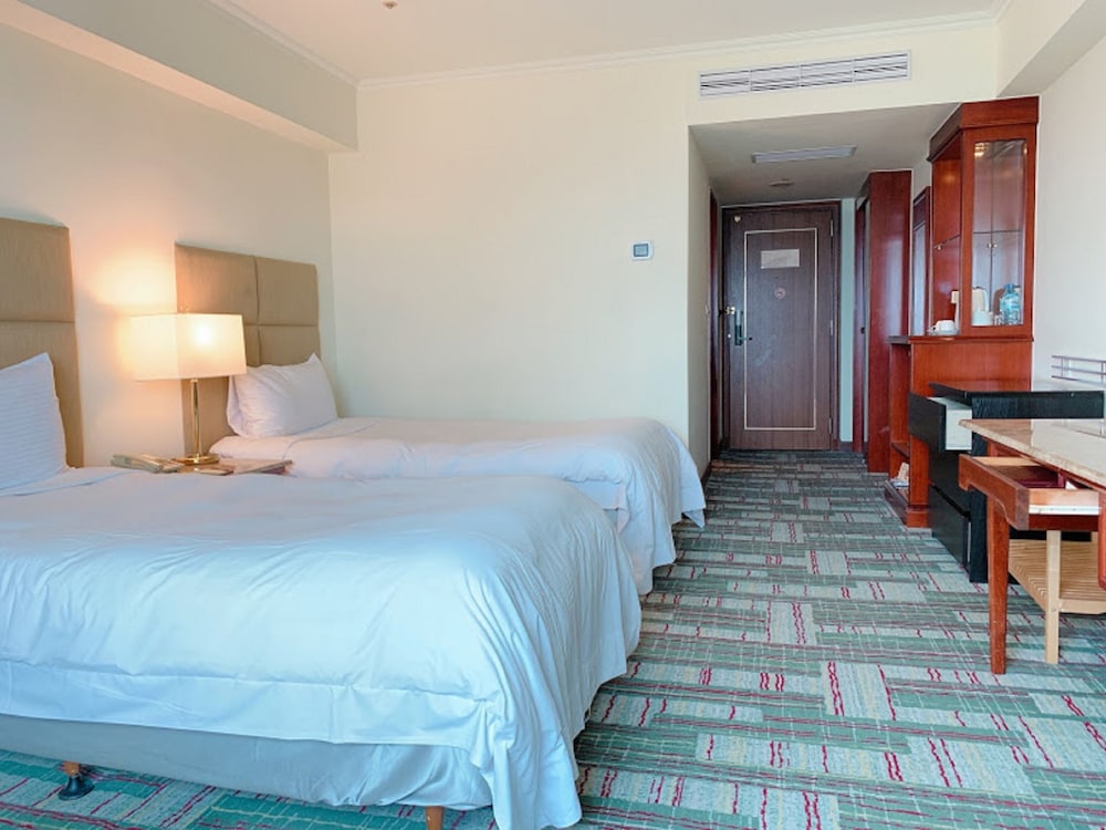 howard plaza hotel kaohsiung