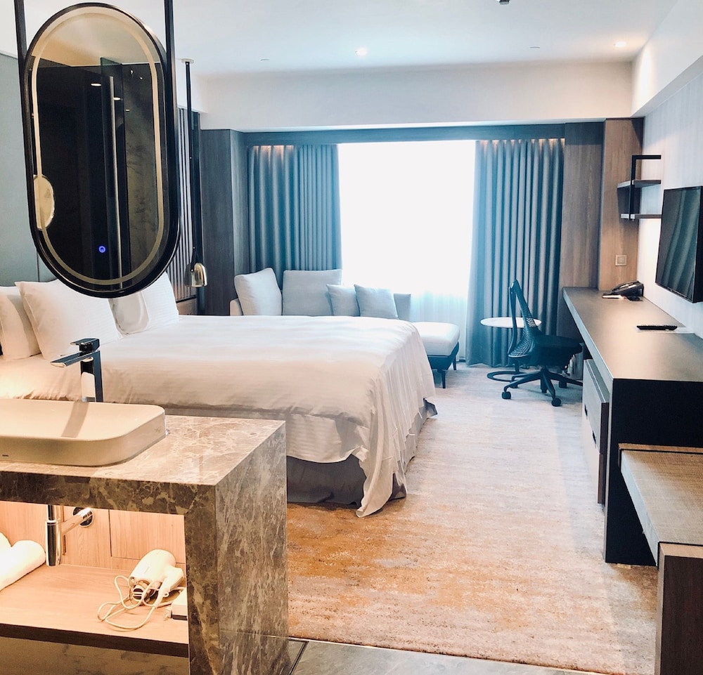 howard plaza hotel kaohsiung