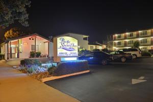 pacific shores inn