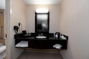 hometowne studios by red roof bordentown mcguire afb