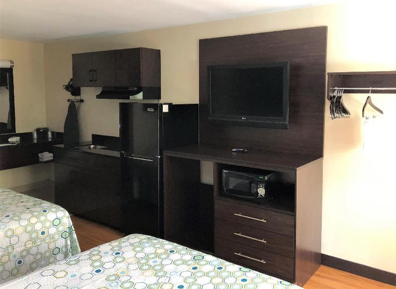 hometowne studios by red roof bordentown mcguire afb