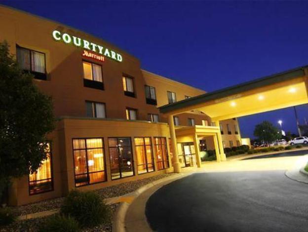 courtyard by marriott fargo moorhead mn