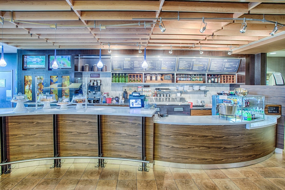 courtyard by marriott fargo moorhead mn