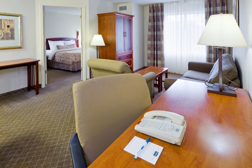 staybridge suites cranbury by ihg