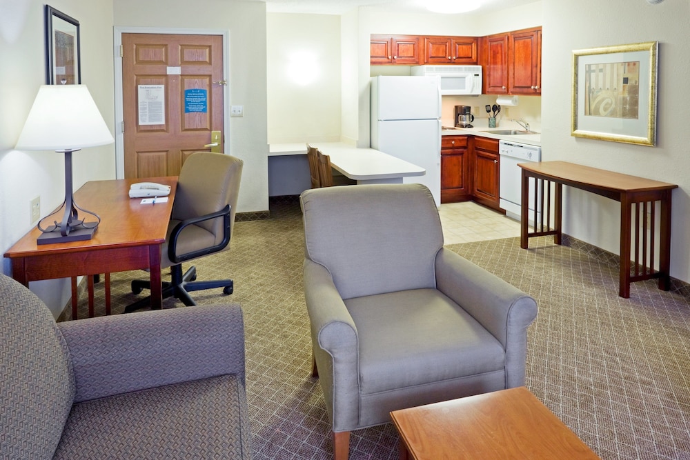 staybridge suites cranbury by ihg