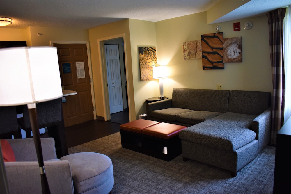 staybridge suites cranbury by ihg
