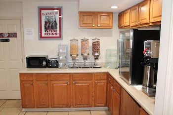 americas best value inn tuscaloosa