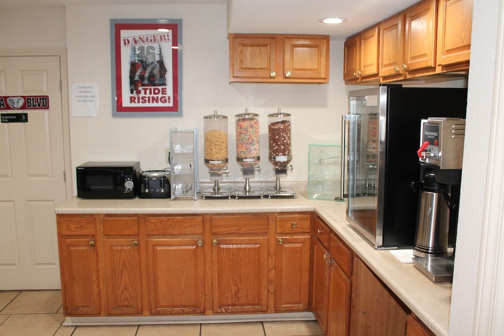 americas best value inn tuscaloosa