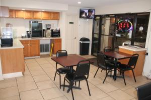 americas best value inn tuscaloosa