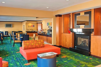 Fairfield Inn & Suites By Marriott Champaign,Champaign County>>Champaign,3 star