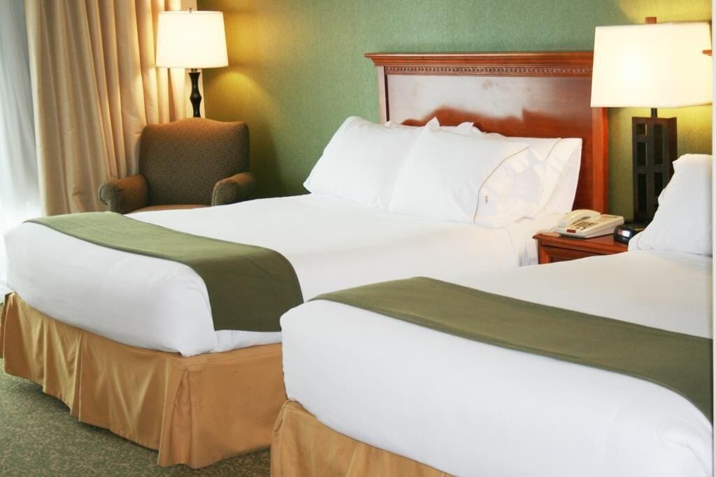 holiday inn express and suites hagerstown by ihg