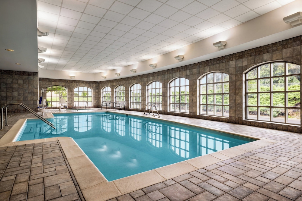 holiday inn express and suites hagerstown by ihg