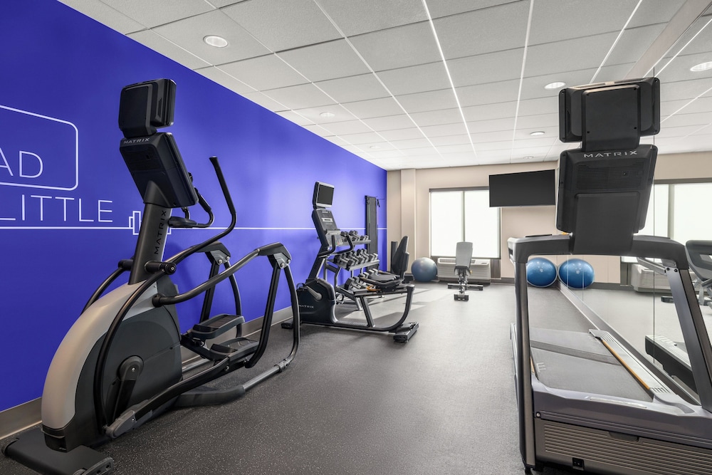 holiday inn express and suites hagerstown by ihg