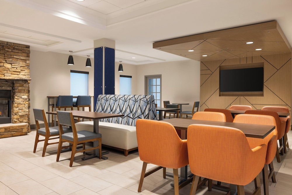 holiday inn express and suites hagerstown by ihg