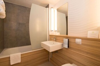 campanile reims ouest tinqueux