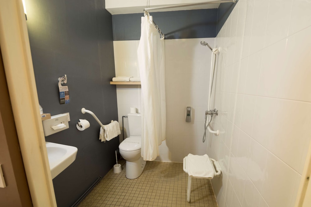 greet hotel dijon sud longvic