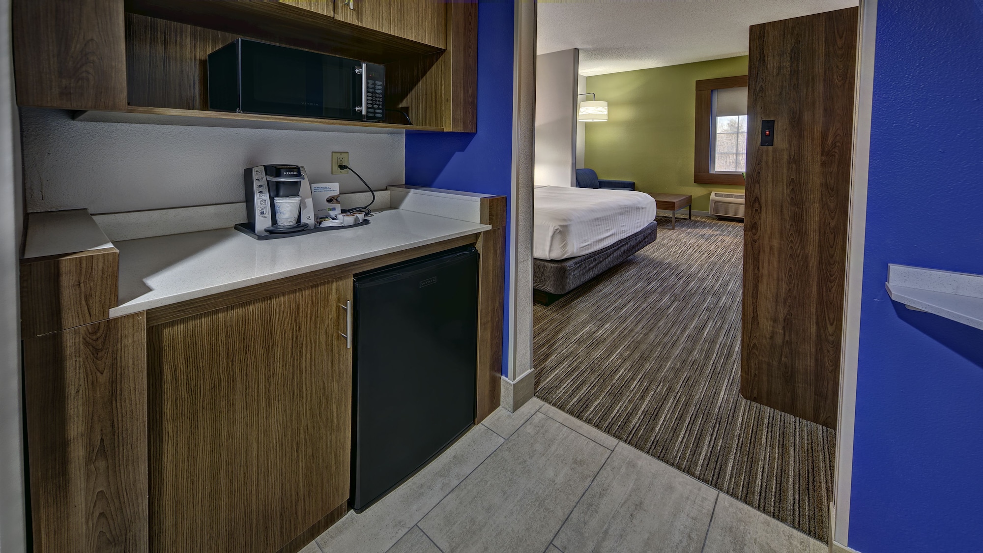 holiday inn express and suites crossville by ihg