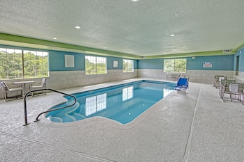 Holiday Inn Express & Suites Crossville By Ihg,Crossville - Harriman>>Crossville,3 star