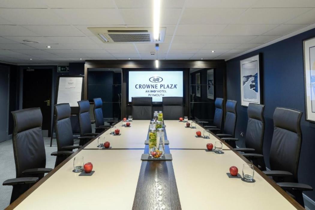 crowne plaza plymouth by ihg