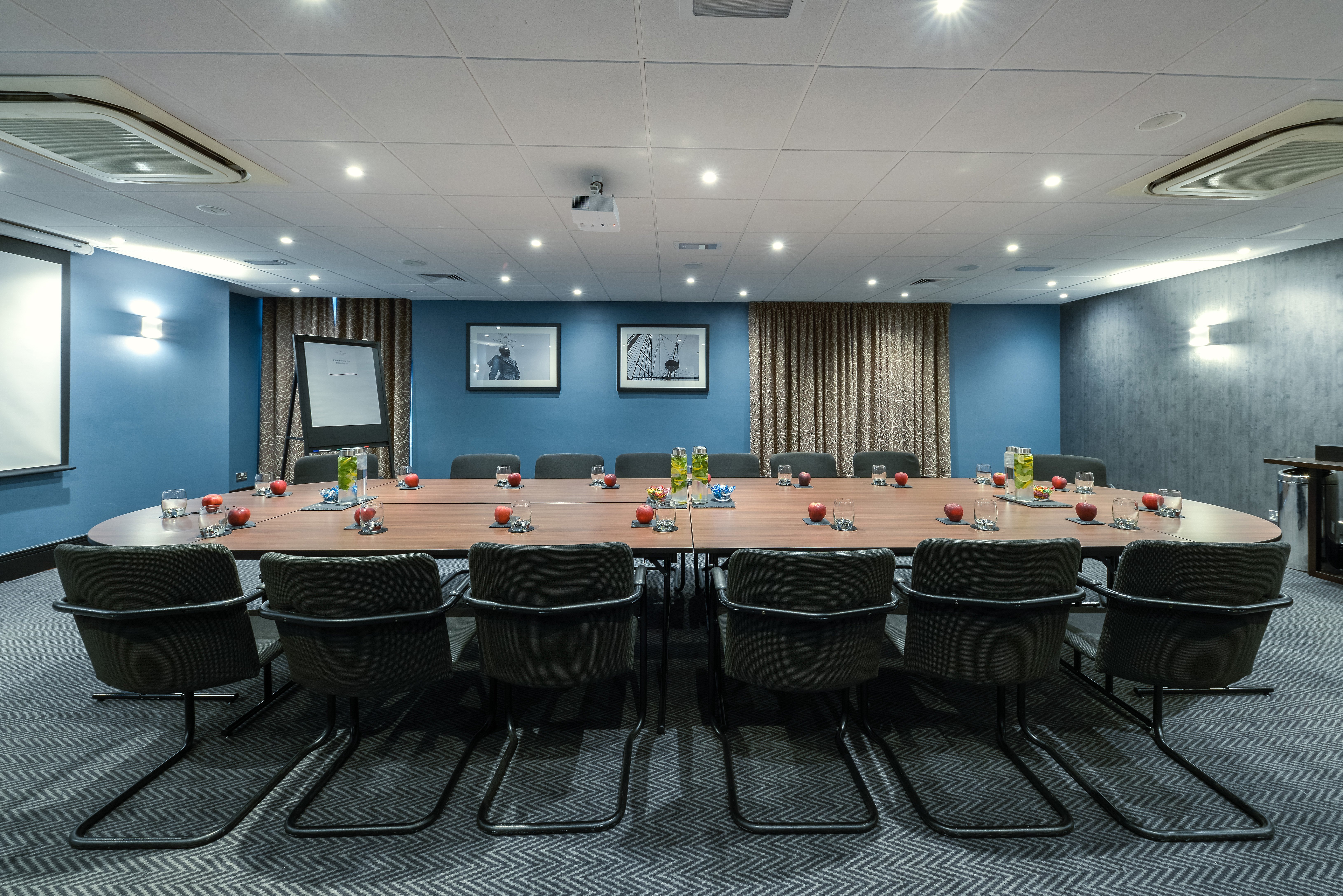 crowne plaza plymouth by ihg