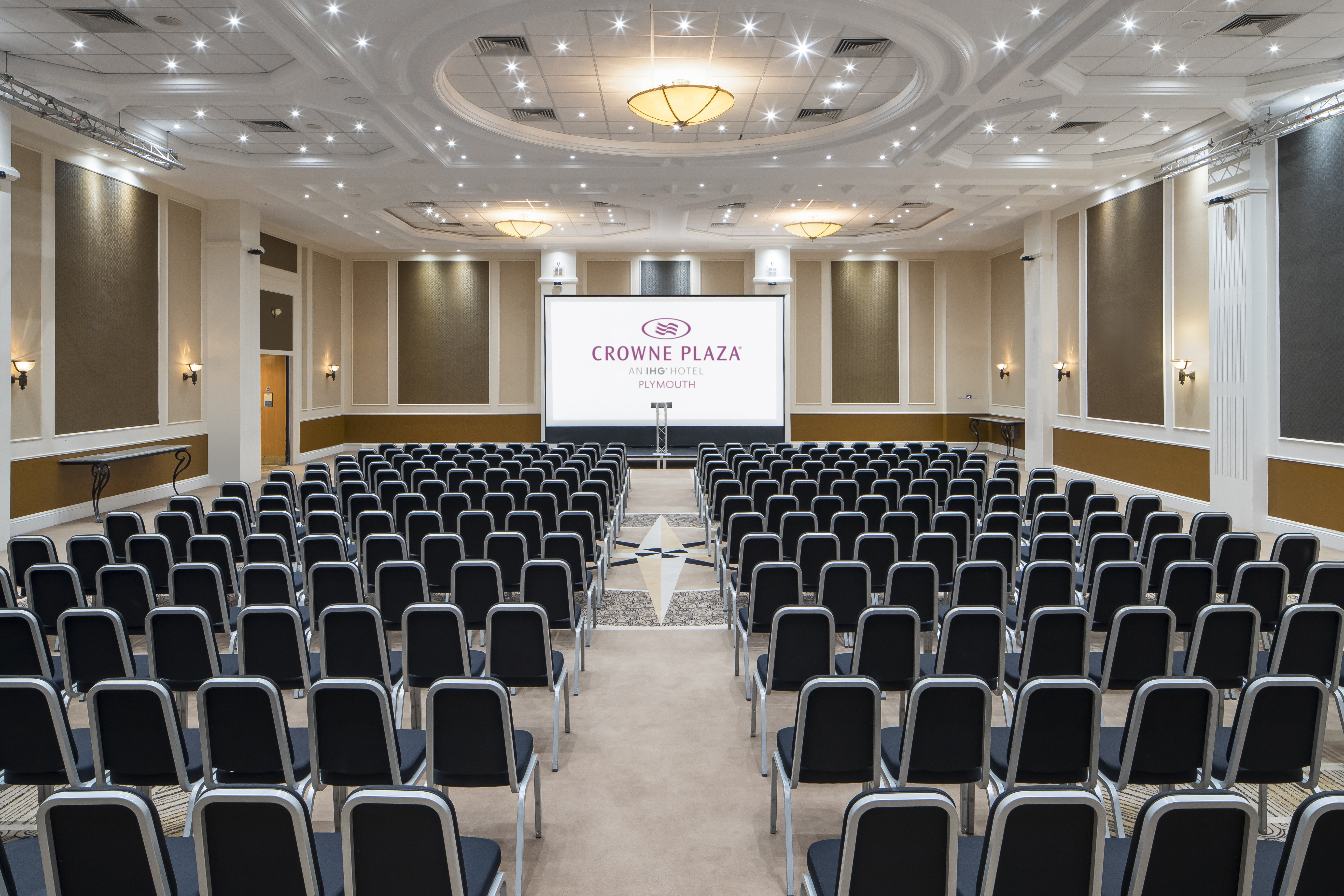 crowne plaza plymouth by ihg