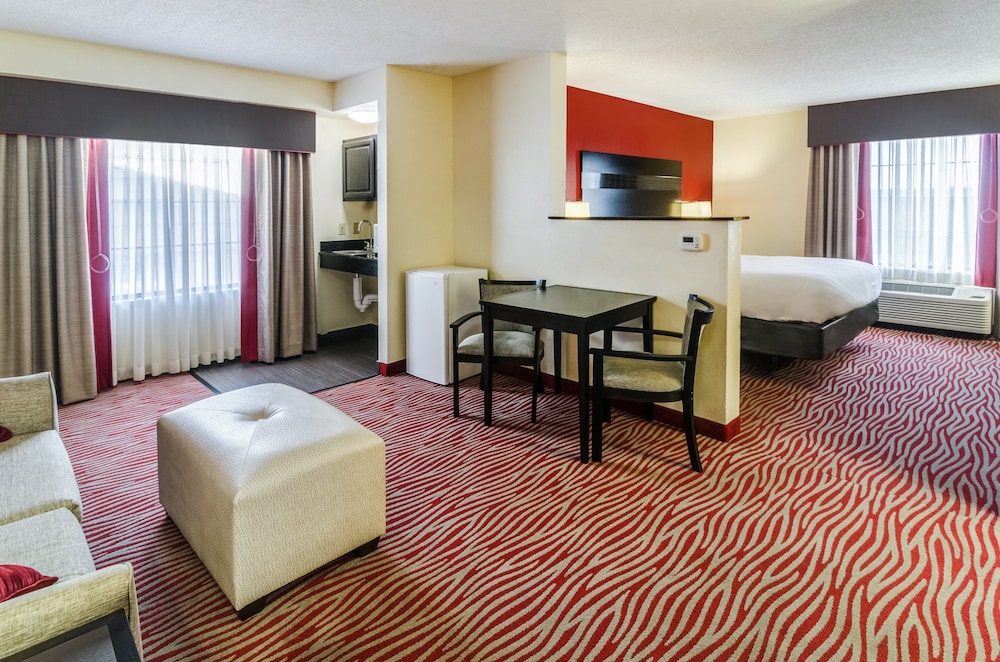 holiday inn express and suites vinita by ihg
