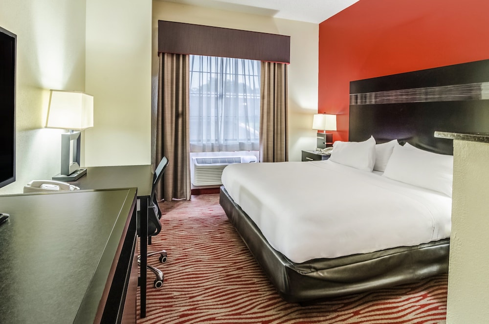 holiday inn express and suites vinita by ihg
