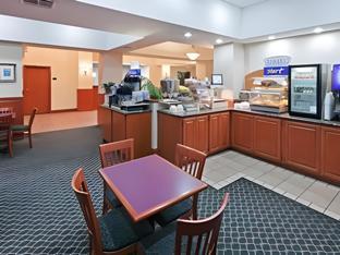 holiday inn express and suites vinita by ihg