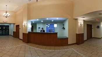Holiday Inn Express & Suites Vinita By Ihg,Oklahoma>>Miami,3 star