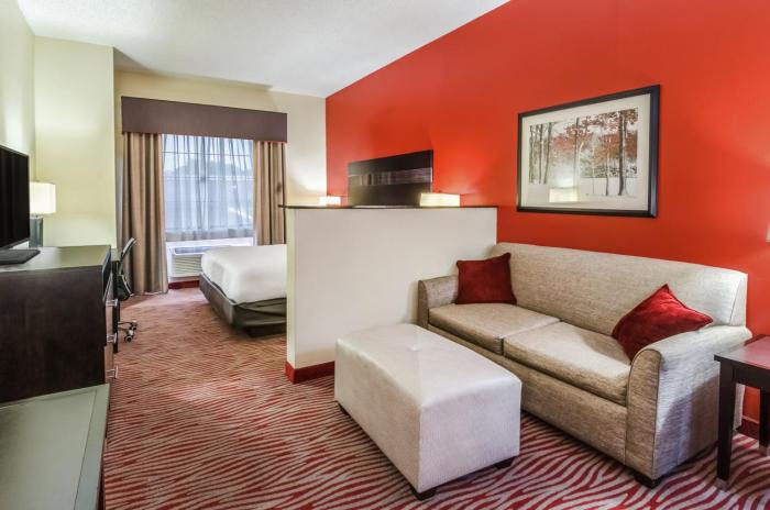 holiday inn express and suites vinita by ihg