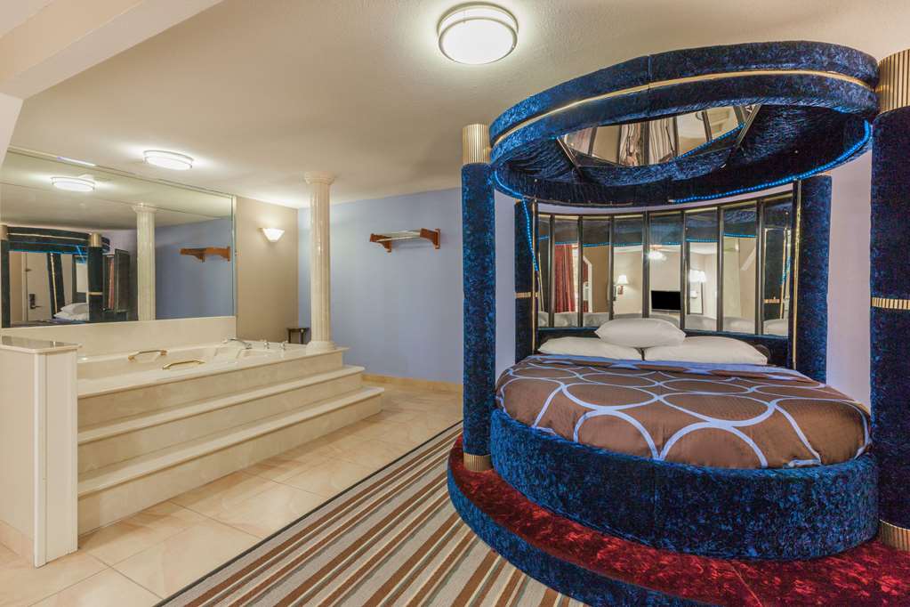 super 8 by wyndham mt pleasant tx