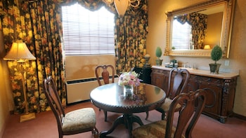 The Inn And Spa At East Wind,Long Island>>Calverton,4 star